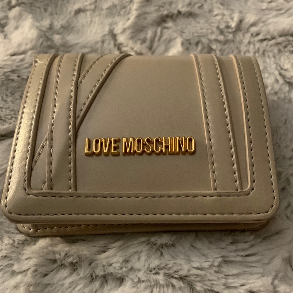 Brand new LOVE MOSCHINO bifold cream wallet